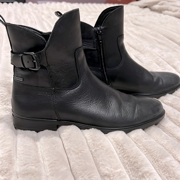 Ecco Shoes Ecco Black Boots With Zipper And Buckle Sz 4 995 Poshmark
